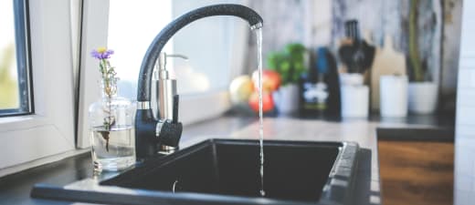 waterkraan in keuken