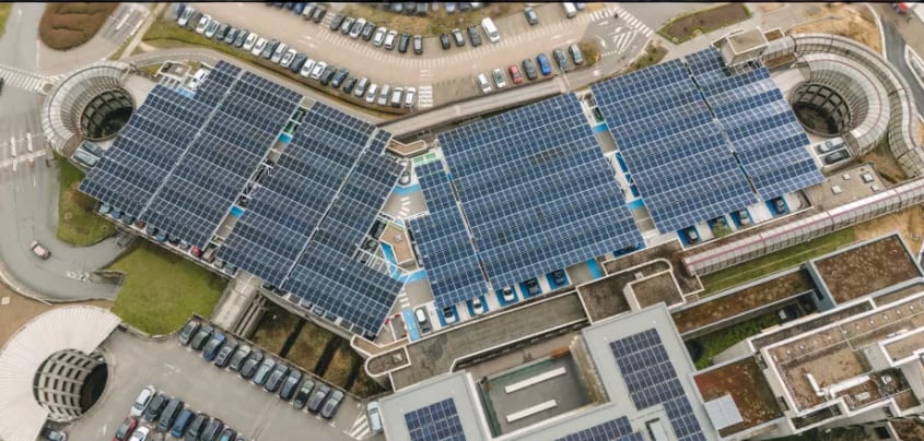 KUL solar carports en bushalte